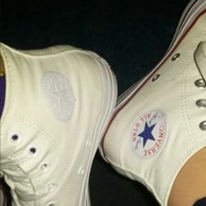 Meet your Posher, Ella